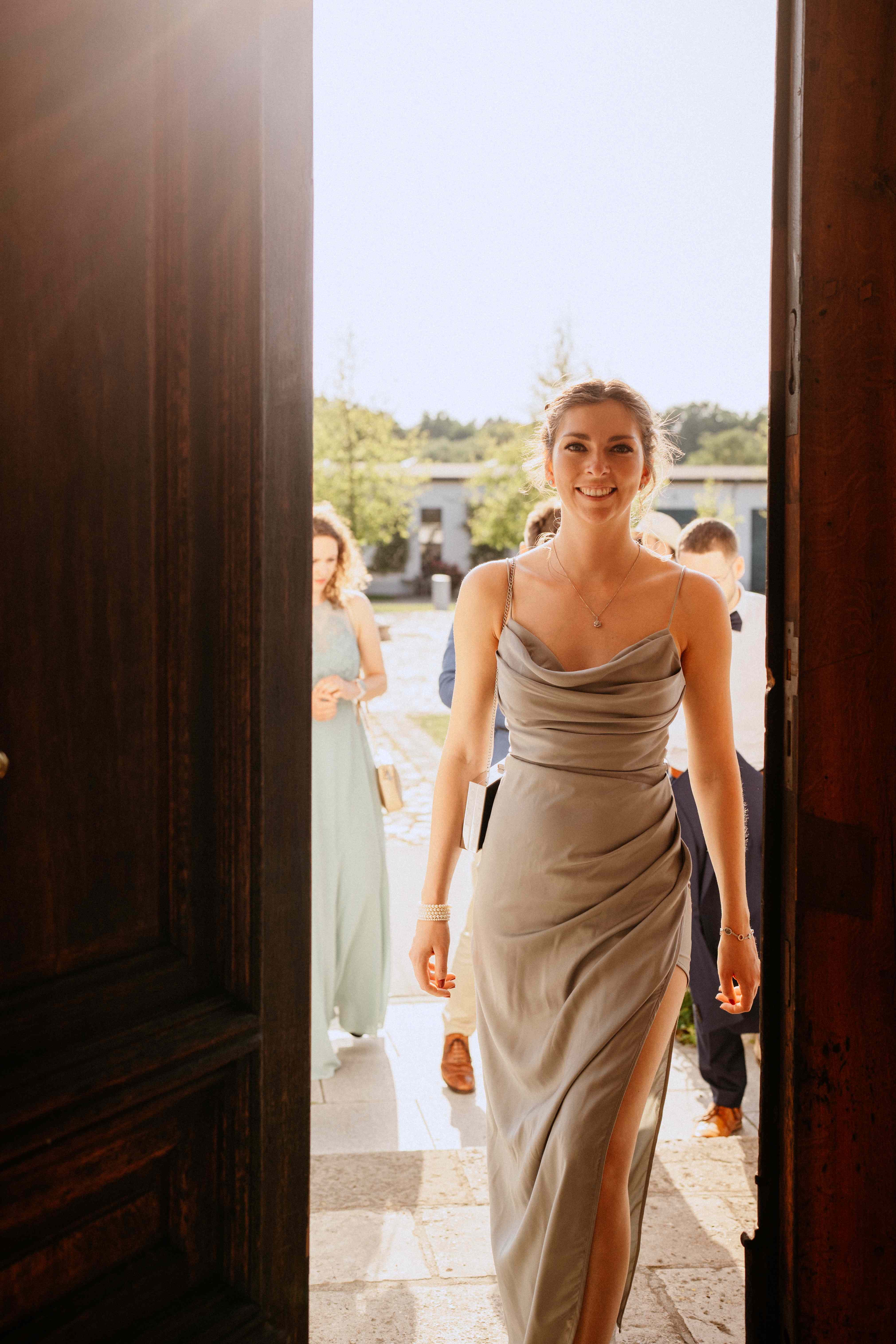 Alisia Franz - Freie Traurednerin aus Stuttgart bei einer Hochzeitszeremonie